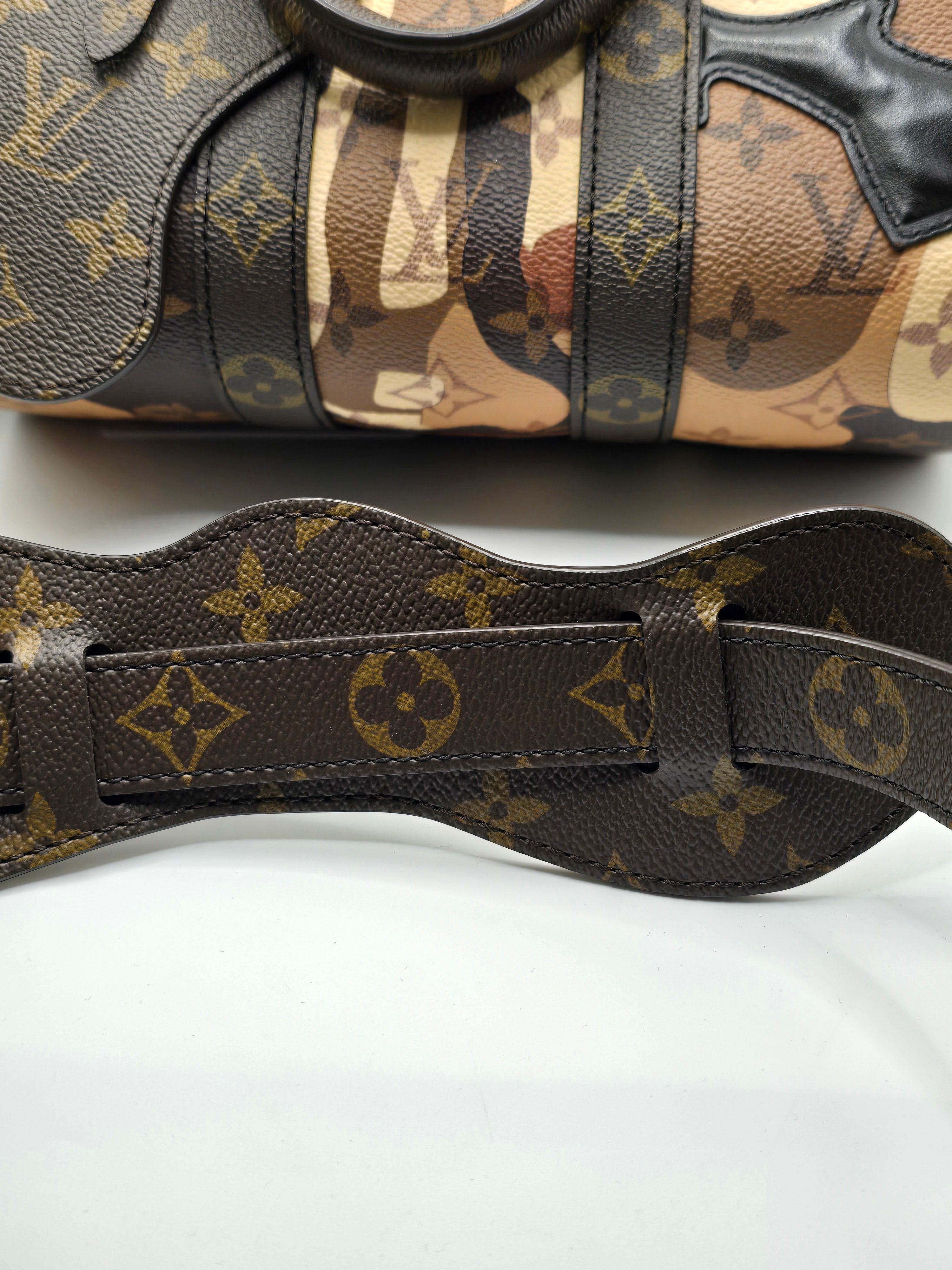 Louis Vuitton x Kid Super 2023 brown portrait keepall 25 bandouliere